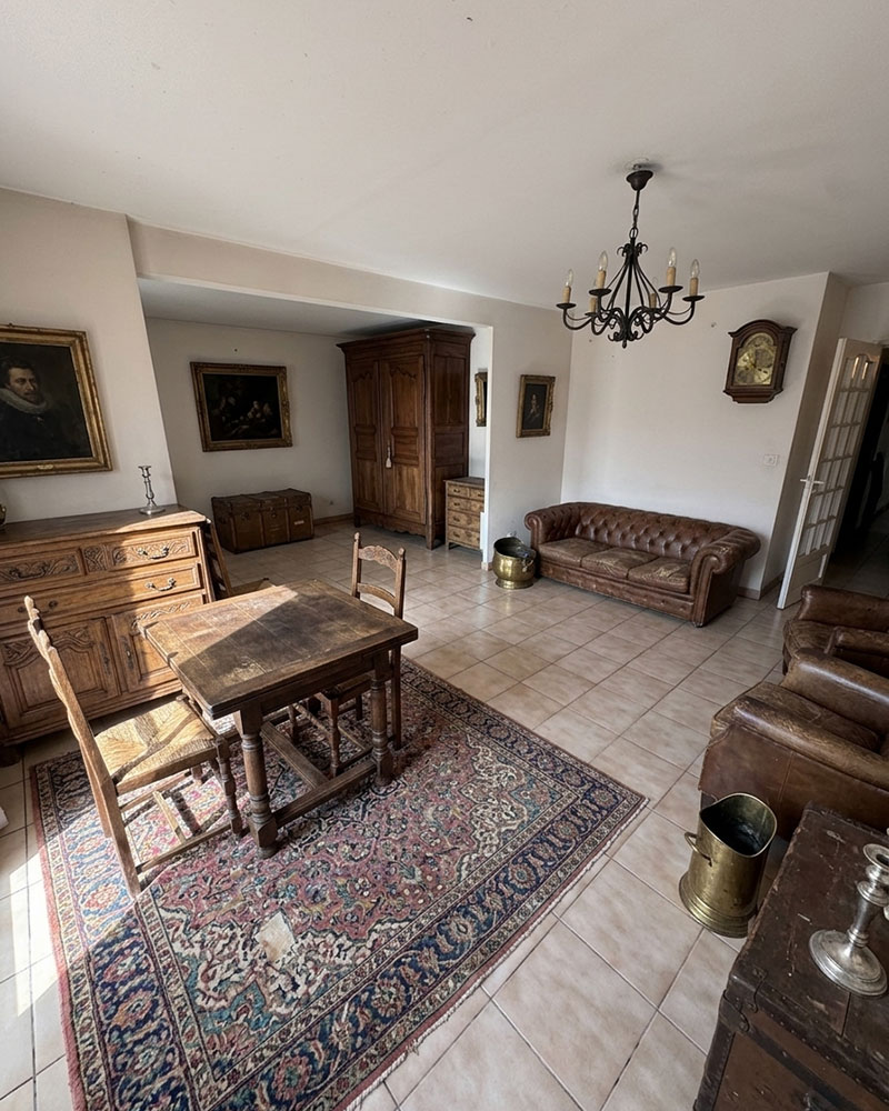Débarras salon maison à Toulon